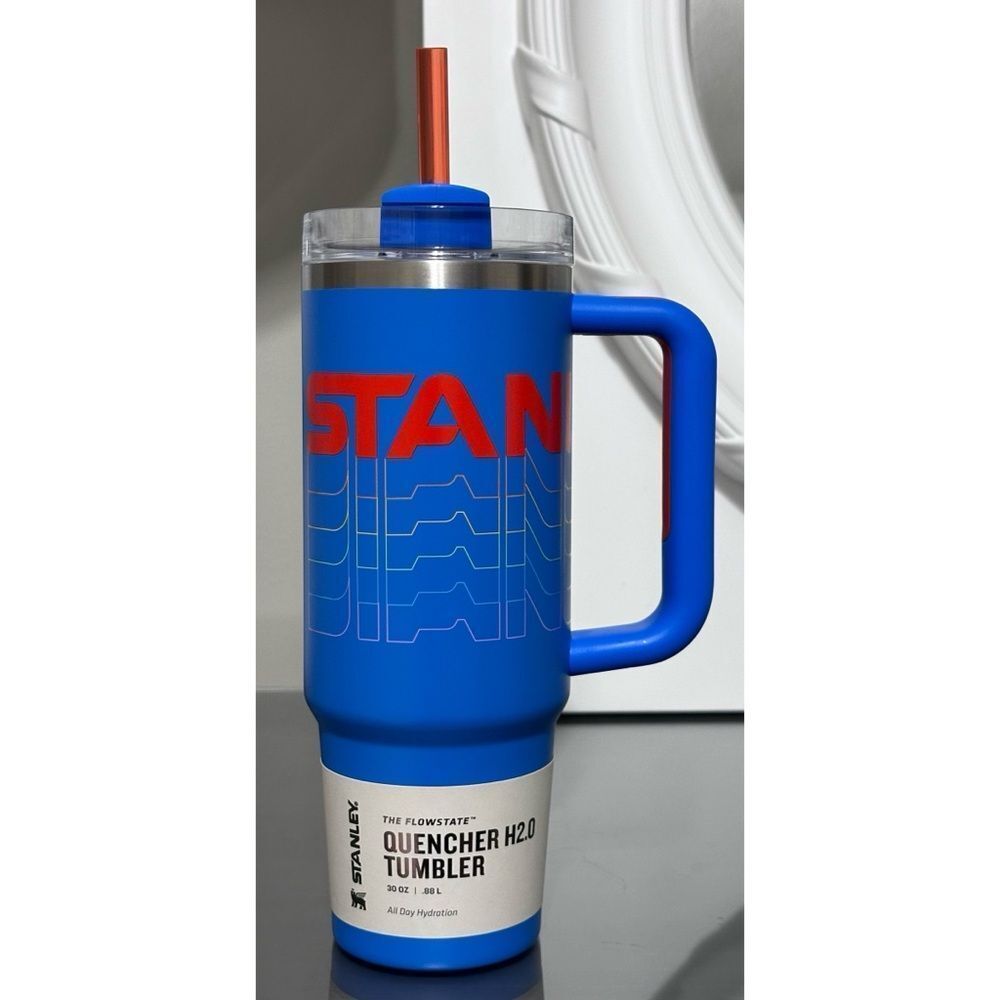 Stanley Quencher H2.0 FlowState Tumbler 30oz,‎ AZURE REVERB